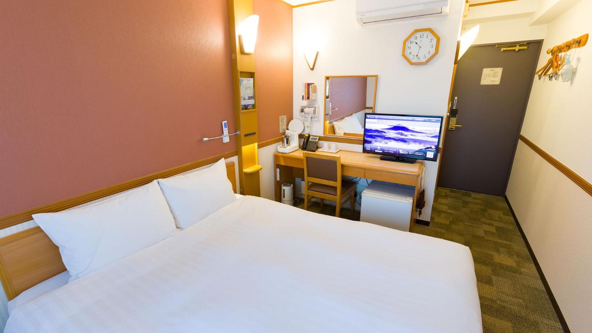 Toyoko Inn Fukushima-Eki Higashi-Guchi No 2 Fukushima  Room photo