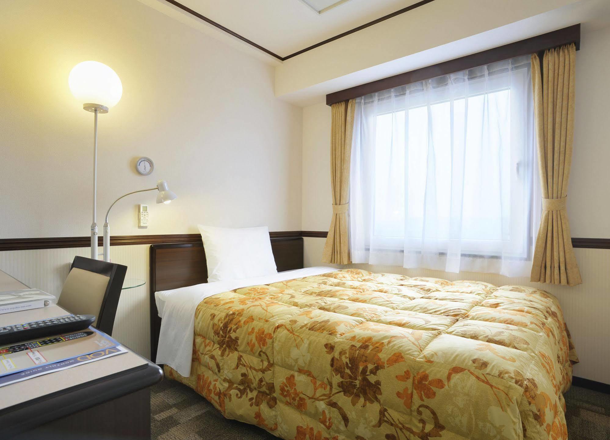 Toyoko Inn Fukushima-Eki Higashi-Guchi No 2 Fukushima  Exterior photo